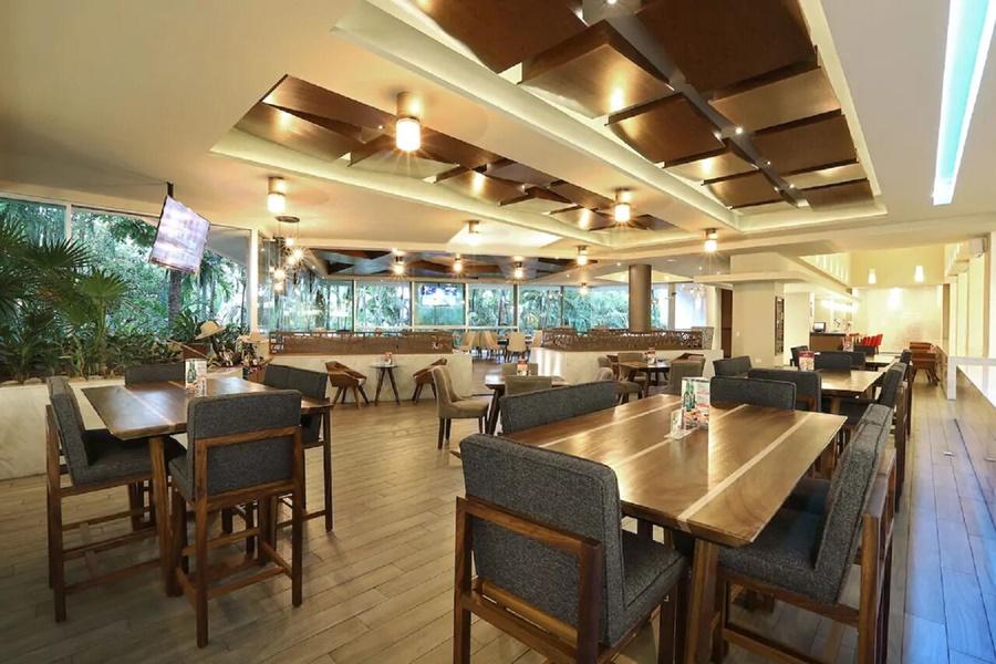 Emporio Acapulco Hotell Exteriör bild The interior of the restaurant