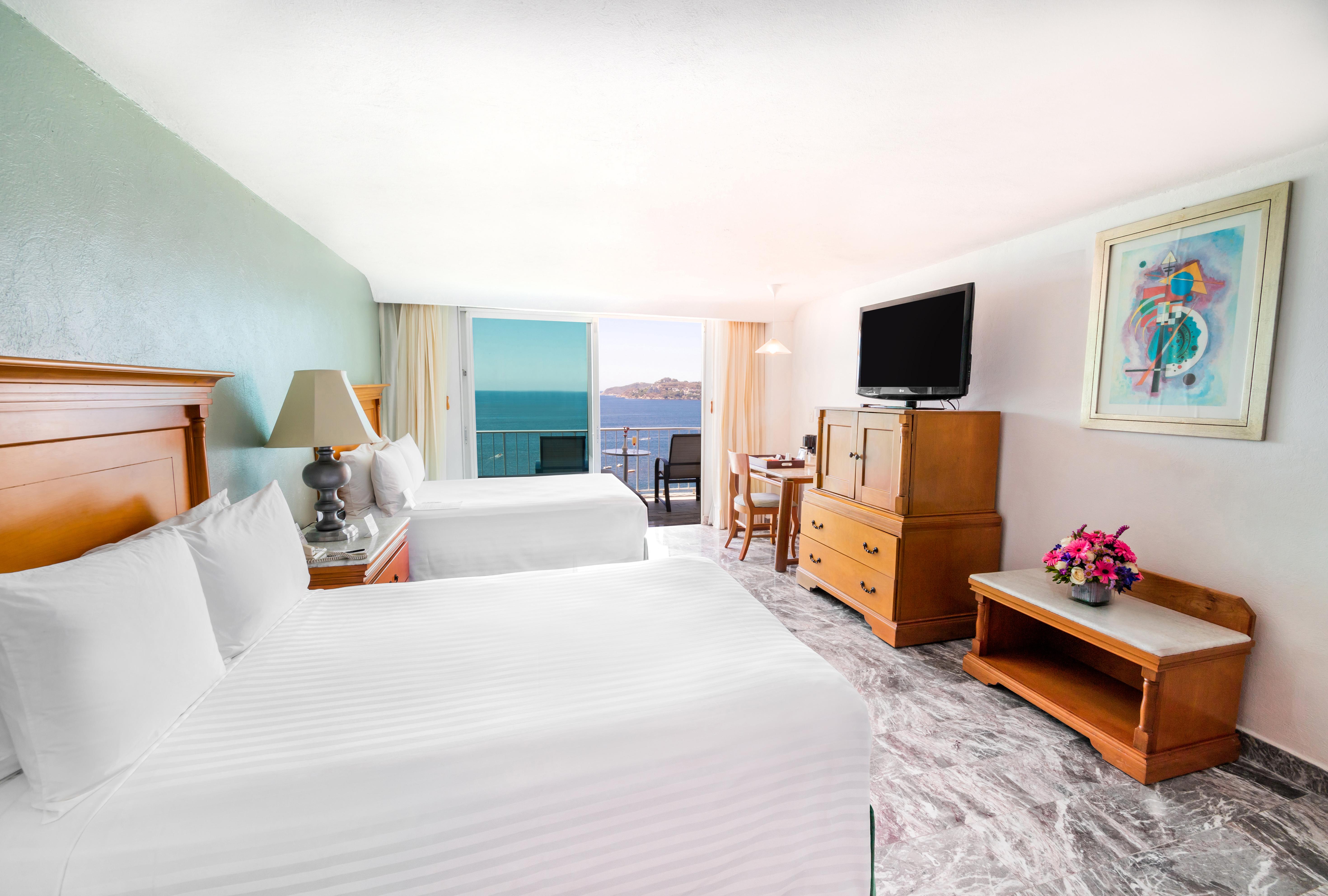 Emporio Acapulco Hotell Exteriör bild A guest room at the Hilton San Diego Bayfront